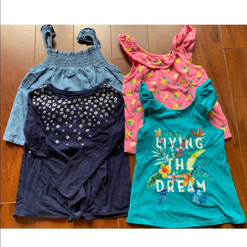 Old Navy girls T-shirt Lot of 4